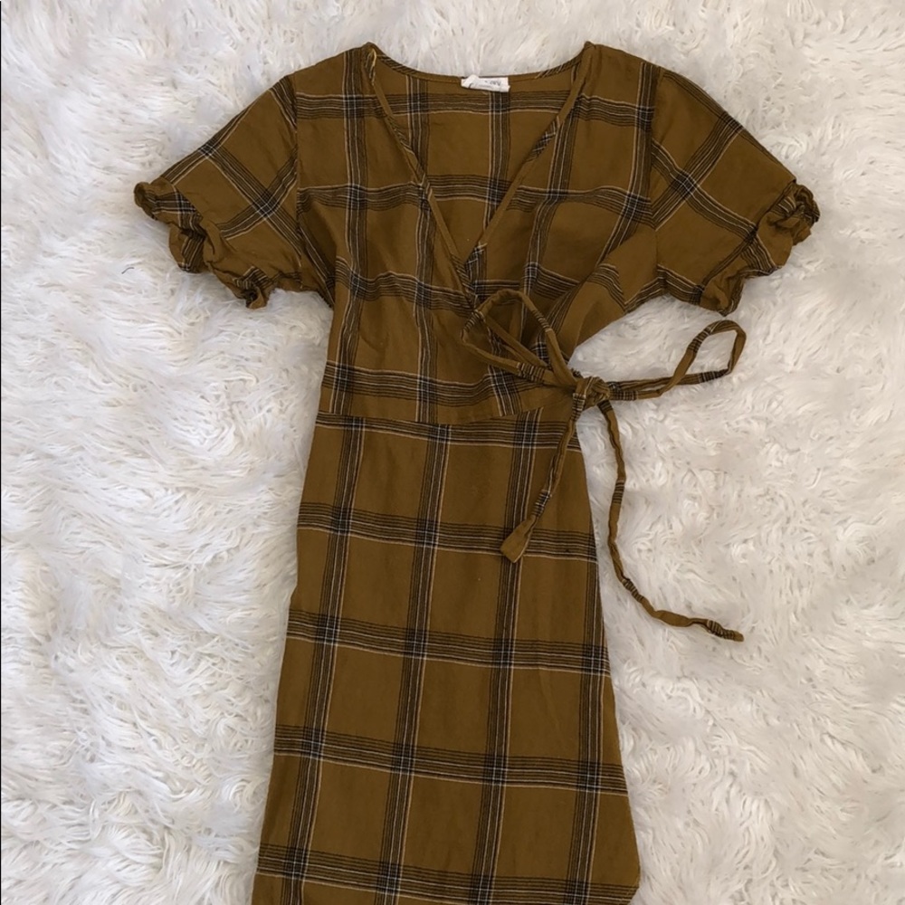 Mustard grid peekaboo dress